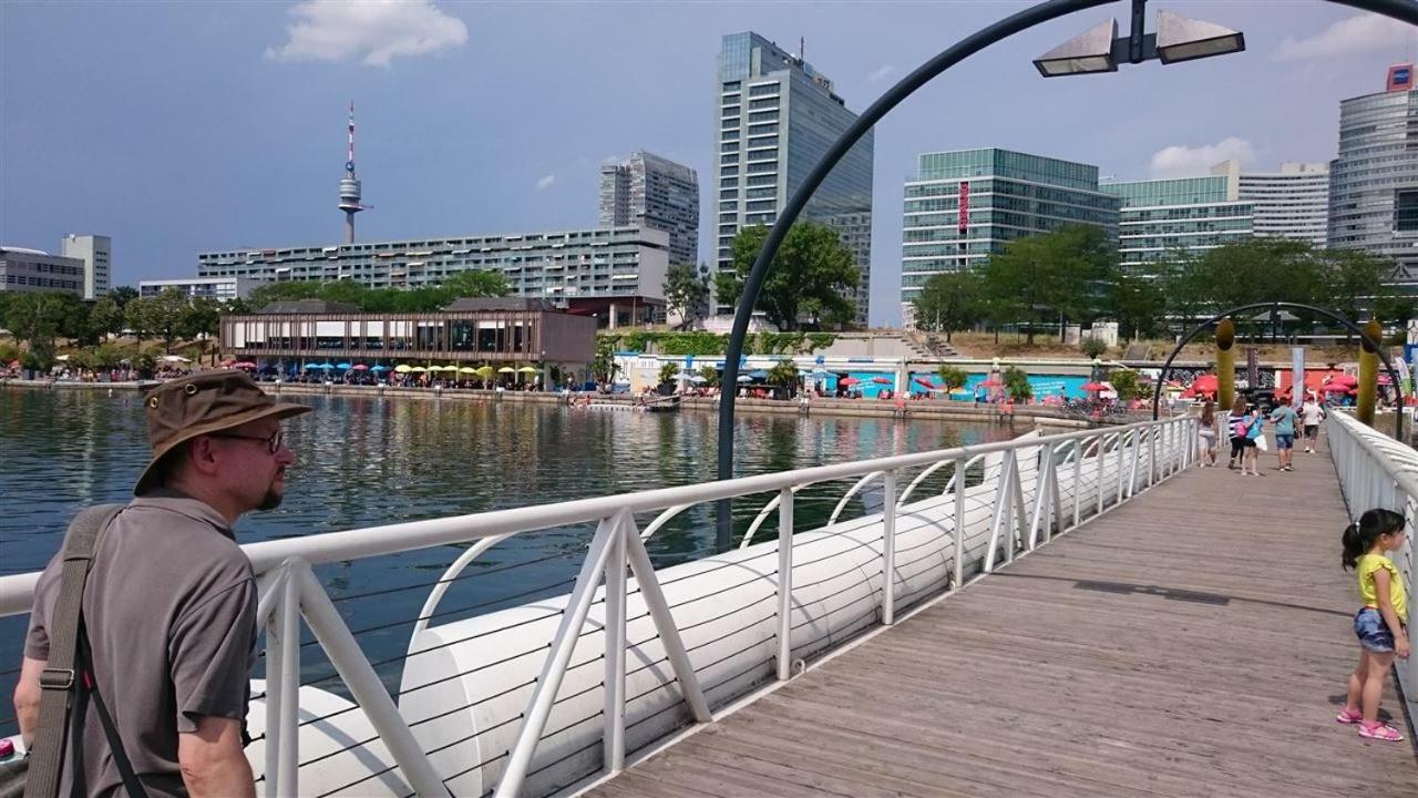 Austria Center - Wien An Der Donau Vienna Esterno foto